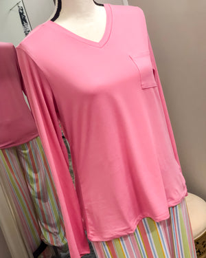 Highlands V-neck Long Sleeve Pocket Tee - Pink