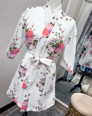 Waffle Kimono Pink Short Robe - White Floral
