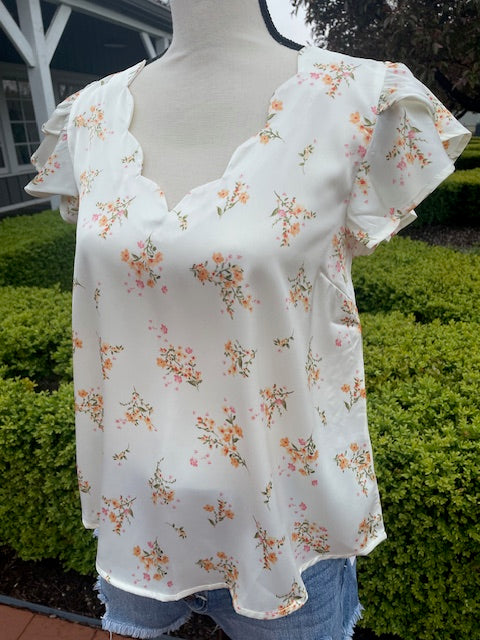 Ivory Floral Print Scallop Top
