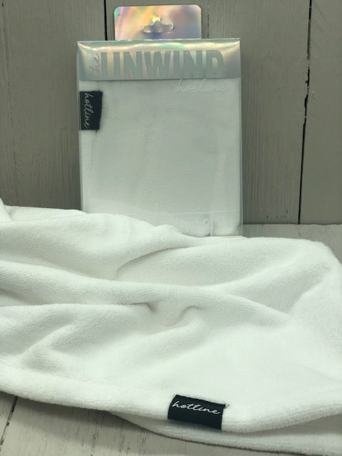 
            
                Load image into Gallery viewer, White Towel Twist - Microfiber Hair Towel
            
        