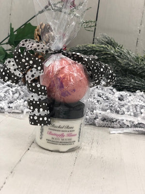 
            
                Load image into Gallery viewer, Bath Bomb &amp;amp; Body Mousse Combo
            
        