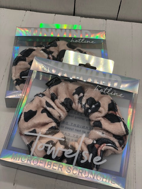 Leopard Towelsie - Microfiber Scrunchie